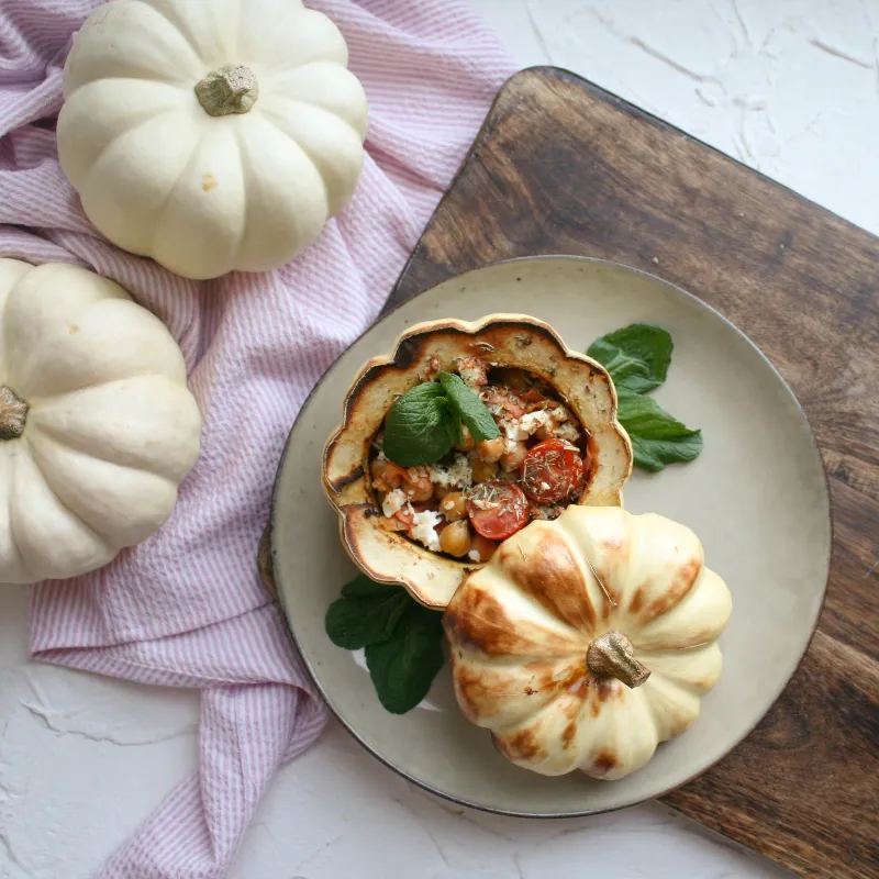 Gevulde baby boo pompoen uit de airfryer