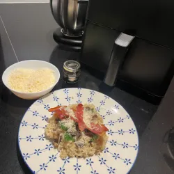 Truffelrisotto uit de Cosori Dual Blaze