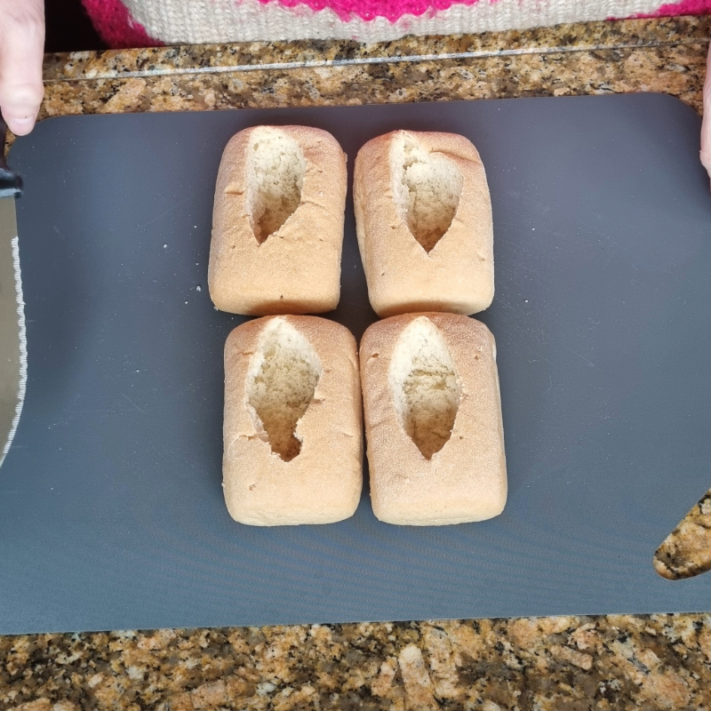 Uitgeholde broodjes